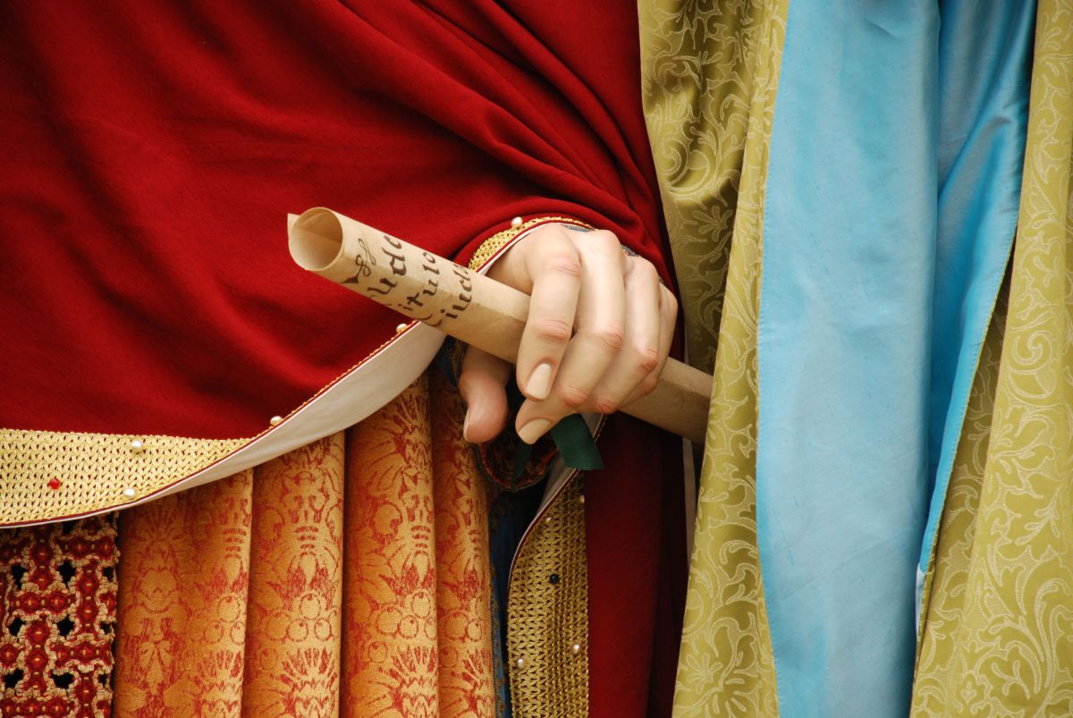 carlos_III_detalle_mano