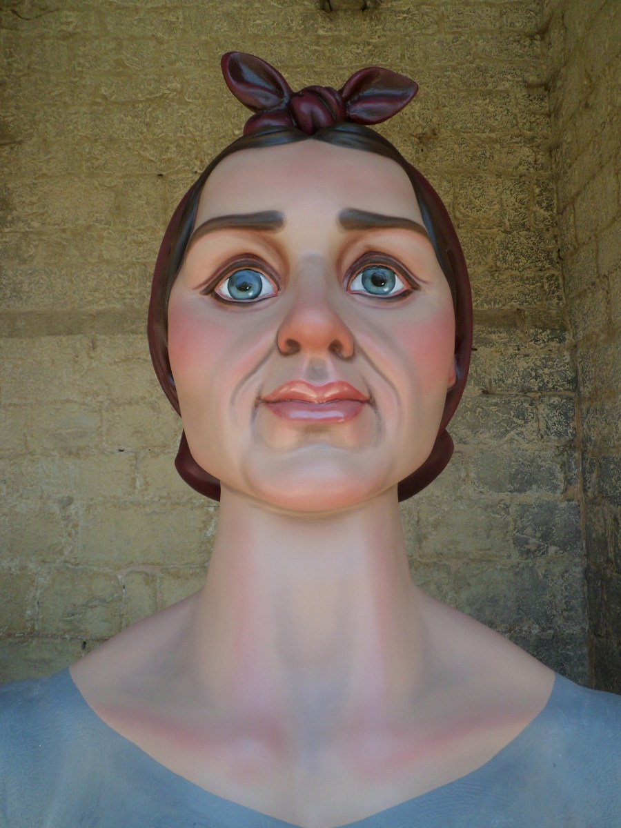 restauracion-gigante-burlada-josefa-despues-busto